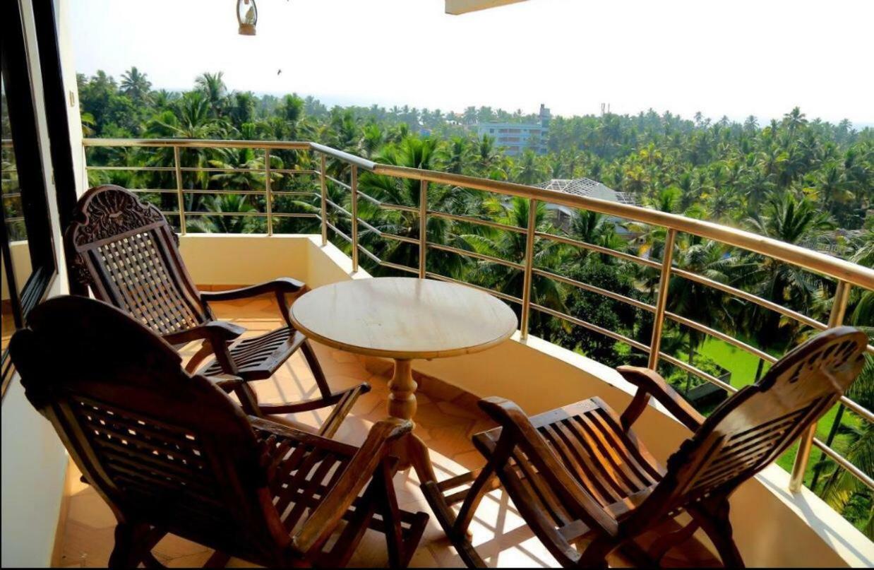 Ayurlaya Beach Retreat Ковалам Экстерьер фото